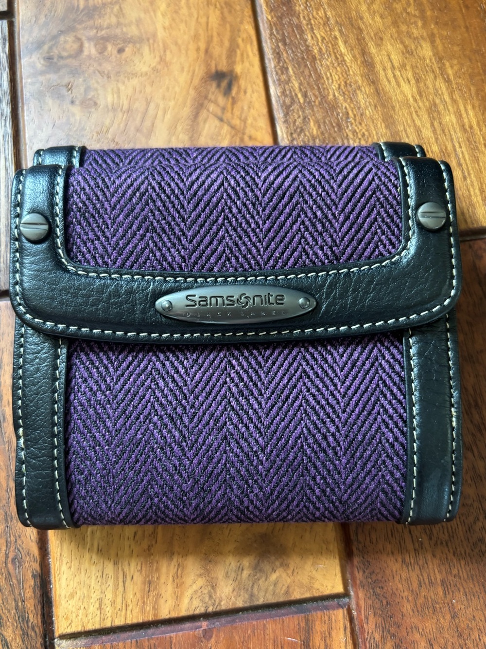 Samonsite Black Label trifold genuine leather wallet